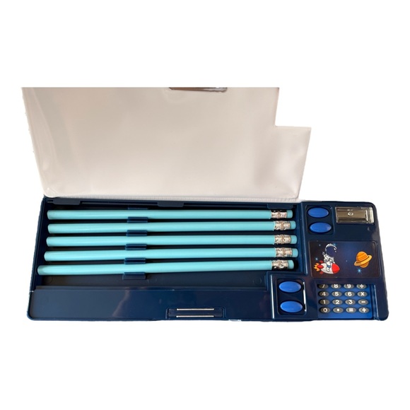 2-Pc Ikshaa Astronaut Pencil Case –‎ Double-Sided with Calculator & Ruler - Picture 8 of 9